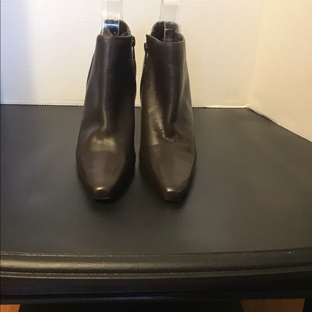 Chinese Laundry Women’s Pointy Toe Ankle Booties - Picture 4 of 7